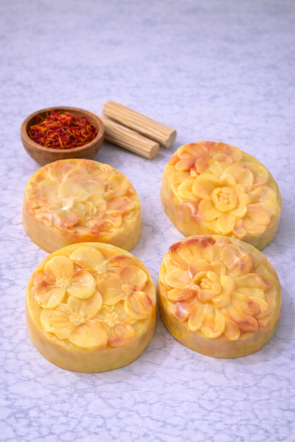 Saffron-Sandalwood Soap (Pack of 4) | 100% SLS & Paraben Free - ekysta