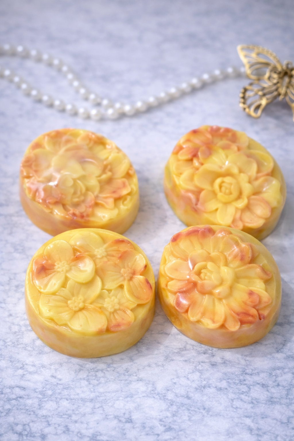 Saffron-Sandalwood Soap (Pack of 4) | 100% SLS & Paraben Free - ekysta